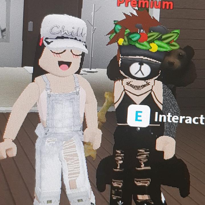 Roblox Cash Robloxforevaobessed On Tiktok She Found Out That He Was Married And She S Pregnant - pregnant roblox