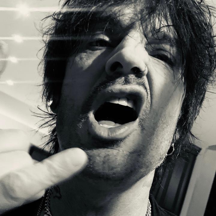 Kb d. Tommy Lee "Andro (LP)". Томми ли фото в Инстаграм
