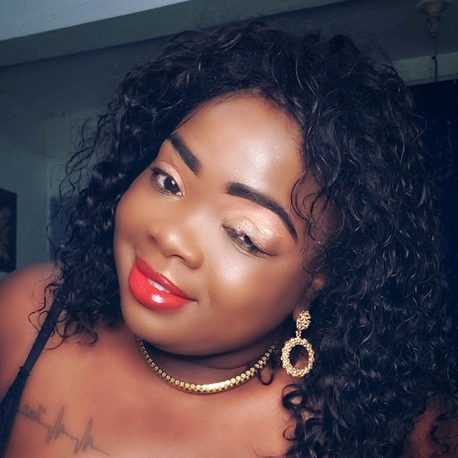 🦄 @britishbionicbabe - Deana-Rae Clayton - Tiktok profile