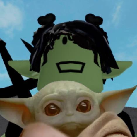 Qwauddles Baby Yoda Tiktok Profile - baby yoda roblox character