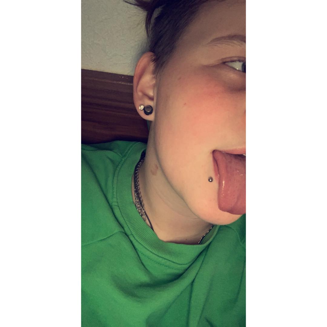 Download Irgendjemand HD