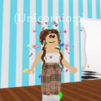 Roblox Profile Picture Girl Brown Hair