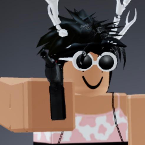 Featured image of post Matching Pfps For Besties Roblox