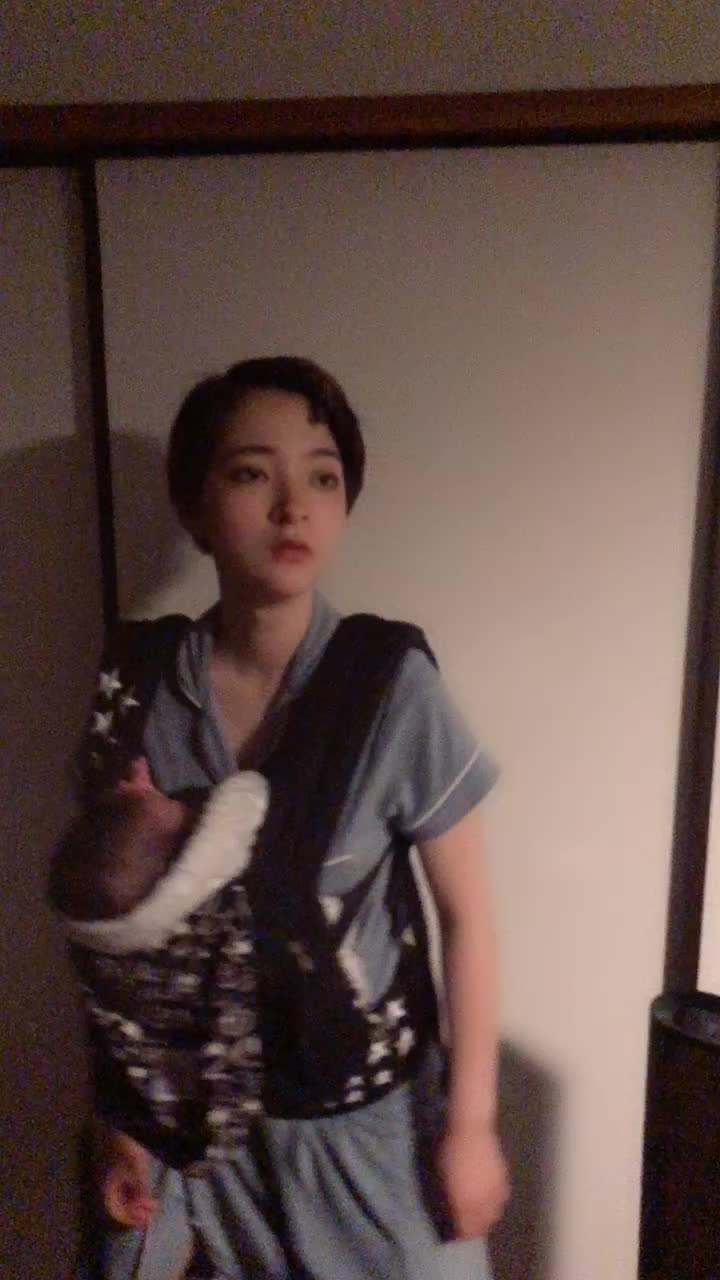 どちらの方が身長高いかな 身長差カップル おうちで過ごし隊 Koara In Tiktok Exolyt