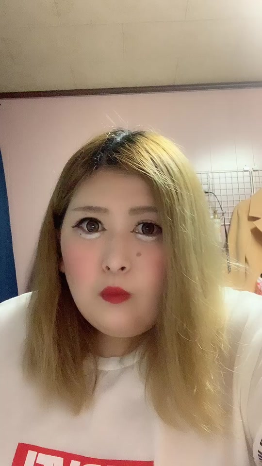 デブス女 Tiktok Hashtag